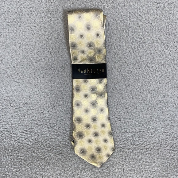Van Heusen Other - Van Heusen Mens Neck Tie Brown Circle Pattern  Silk New With Tags